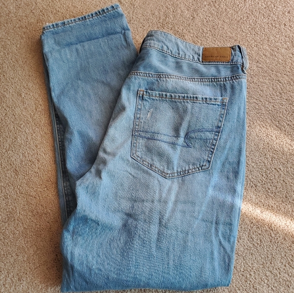 light destroy wash jeans